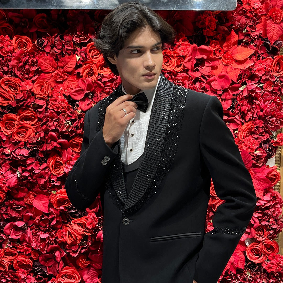 Stylish Designer Tuxedo Suit Black Color – RCM APPARELS PRIVATE