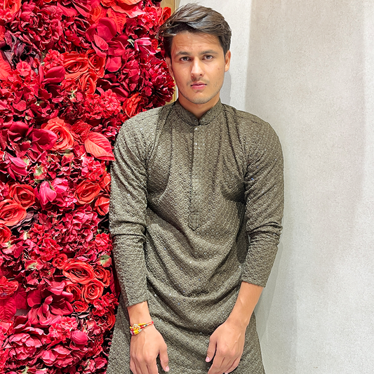 New Men Flared Sleeves Thread Work Pathani Kurta